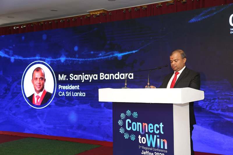 Mr. Sanjaya Bandara delivering his speech.