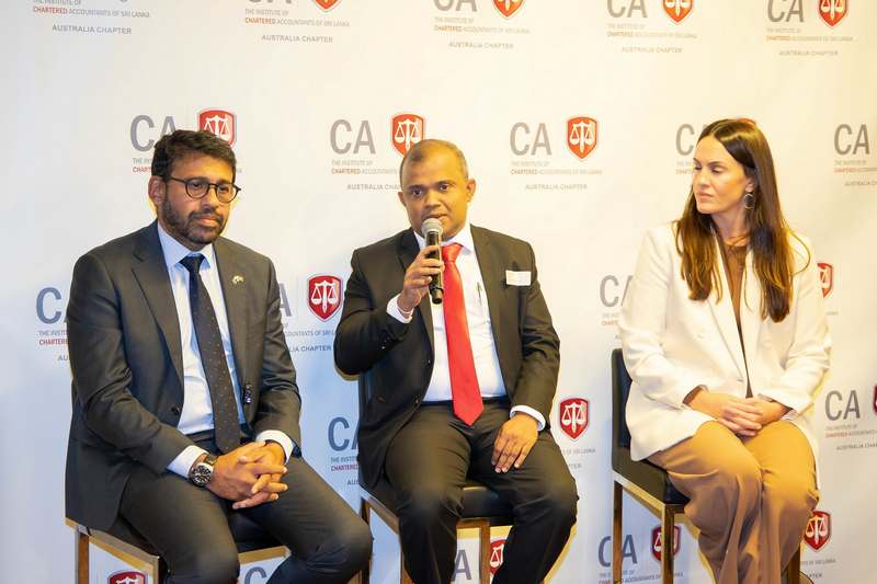 CA Sri Lanka President Mr. Sanjaya Bandara speaking at the panel discussion.